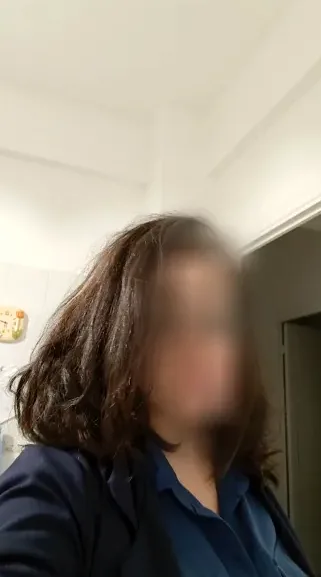 Anna, 39