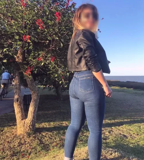 Leyla, 36