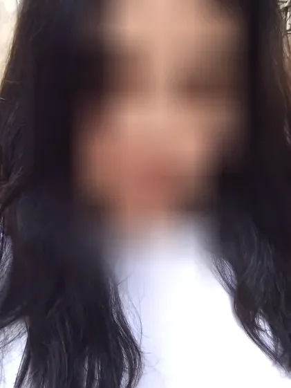 Louise, 34