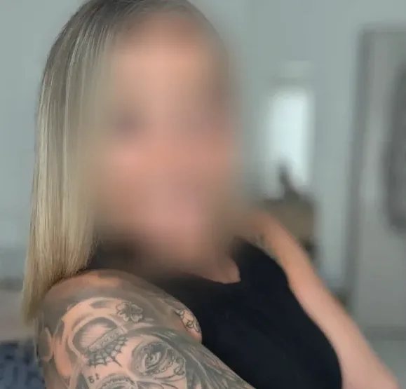 Sanne, 36