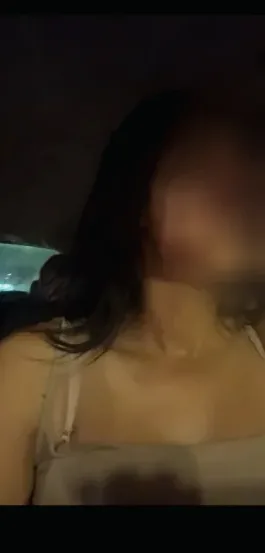 Simone, 27